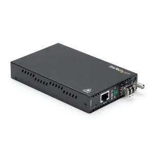 Startech.Com 10/100 Mbps Multi Mode Fiber Media Converter Sc - Up To 1.2 Miles/2Km (Et90110sc2) - Fibre Media Converter